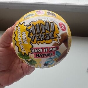 MGA's Miniverse Make It Mini Lifestyle Home Botanicals Series 2